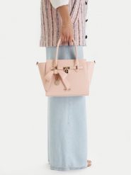 Nine West Torebka CEO-Serene-LX10185 Różowy. Czerwone torebki do ręki damskie Nine West, bez wzorów, z materiału, bez dodatków. Za 349.99 zł.