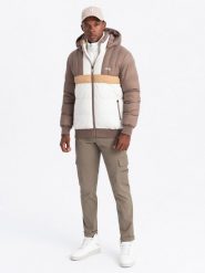 Kolorowa sportowa męska kurtka w stylu retro – beżowo-biała V2. Białe kurtki męskie Ombre Clothing, l, z aplikacjami, z gumy. W wyprzedaży za 149.99 zł.