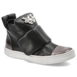 Botki damskie Carinii, skórzane z ozdobną broszką, ciemnosrebrne, B3522-F99-G22-000-996. Czarne botki damskie Carinii, z jeansu, eleganckie, bez obcasa, bez zapięcia. Za 209.00 zł.