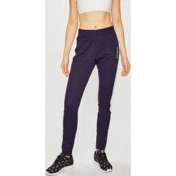 Calvin Klein Performance - Legginsy. Szare legginsy damskie Calvin Klein Performance, z bawełny. Za 399.90 zł.