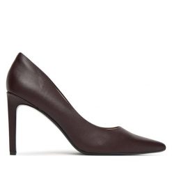 Szpilki Calvin Klein. Czerwone szpilki damskie Calvin Klein, bez wzorów, bez obcasa, bez zapięcia. Za 549.99 zł.