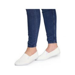 Białe Wsuwane Tenisówki Lycra HB-1 Biały. Białe trampki i tenisówki dziewczęce ButyModne, na lato, bez wzorów, z jeansu, bez zapięcia. Za 79.00 zł.