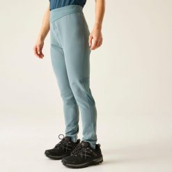 Damskie legginsy trekkingowe Torrek. Zielone legginsy damskie Dare 2b, s, bez wzorów, z elastanu. Za 119.99 zł.