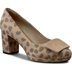 Półbuty CLARKS - Kelda Gem 261235584 Leopard Print. Brązowe półbuty damskie marki Clarks, z materiału. W wyprzedaży za 249.00 zł.