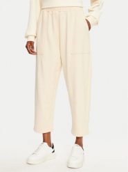 ViCOLO Spodnie dresowe TS0478 Écru Regular Fit. Spodnie dresowe damskie ViCOLO, l, bez wzorów, z dresówki. Za 189.99 zł.