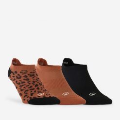 Skarpetki fitness damskie niskie Domyos wzór w panterkę 3 pary. Czarne skarpety damskie DOMYOS, bez wzorów, z dzianiny. Za 29.99 zł.
