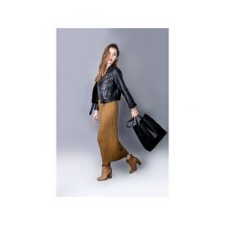 Pikowana torba. Czarne torebki do ręki damskie Drops, bez wzorów, z bawełny, pikowane, bez dodatków. Za 155.00 zł.