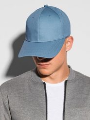 Czapka męska z daszkiem - niebieska V7. Niebieskie czapki i kapelusze męskie Ombre Clothing, bez wzorów, klasyczne. W wyprzedaży za 19.99 zł.