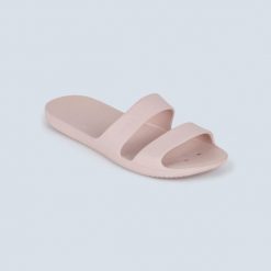 Klapki basenowe damskie Nabaiji 100 Basic. Czerwone skarpety damskie NABAIJI, bez wzorów. Za 29.99 zł.