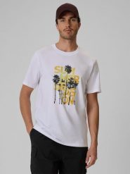 4F T-shirt regular z nadrukiem męski - biały XL. Białe t-shirty męskie 4f, m, bez wzorów, z bawełny, klasyczne, bez kołnierzyka. Za 69.99 zł.