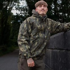 Kurtka z kapturem Sonik. Zielone kurtki męskie SONIK, l, bez wzorów, z gumy, eleganckie, z kapturem. Za 514.15 zł.