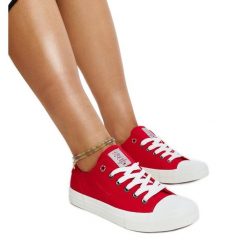 Czerwone damskie trampki Cross Jeans. Czerwone trampki i tenisówki damskie bez wzorów, z jeansu, eleganckie, bez zapięcia. Za 124.54 zł.