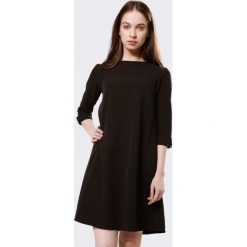 Czarna Sukienka Then. Sukienki damskie marki Born2be. Za 69.99 zł.