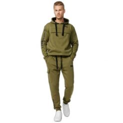 Spodnie do biegania Lonsdale Tweedmouth. Czarne krótkie spodenki sportowe męskie Lonsdale, m, bez wzorów, z gumy, do biegania. Za 228.50 zł.