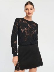 Bluzka koronkowa - czarny. Czarne bluzki damskie Sinsay, l, bez wzorów, z koronki, eleganckie, bez kołnierzyka, bez ramiączek. Za 59.99 zł.