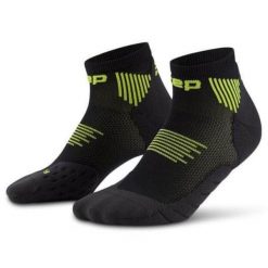 Damskie skarpety kompresyjne do biegania sportowe za kostkę Core Run CEP. Czarne skarpety damskie CEP, bez wzorów, z elastanu. Za 79.00 zł.