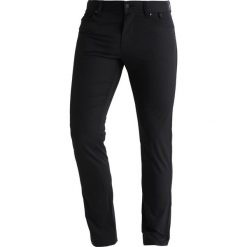 Peak Performance BARROW Spodnie materiałowe black. Spodnie materiałowe męskie Peak Performance, z materiału, sportowe. Za 419.00 zł.
