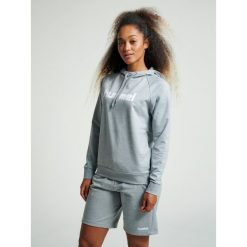 Bluza damska z kapturem Hummel go logo. Szare bluzy sportowe damskie Hummel, m, bez wzorów, z kapturem, do piłki ręcznej. W wyprzedaży za 175.50 zł.