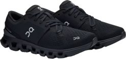 Buty outdoor damskie On Running Cloud X 4 - feather/black. Czarne trekkingi damskie On Running, outdoorowe. Za 685.97 zł.