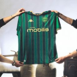 Trzeci strój JS Kabylie 2025/26. Zielone koszulki sportowe męskie Kappa, bez wzorów, bez kołnierzyka, bez ramiączek, do piłki nożnej. Za 408.00 zł.