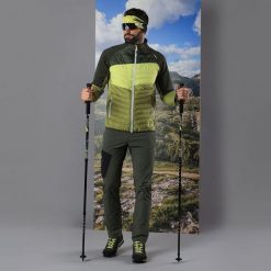 Kurtka hybrydowa CMP. Zielone kurtki sportowe męskie CMP, na jesień, m, bez wzorów, z elastanu, trekkingowe. Za 312.50 zł.