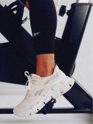 Reebok Buty do biegania SS-FLOATZIG 2 100245393 Kremowy. Białe obuwie sportowe damskie Reebok, bez wzorów, z materiału, do biegania. Za 489.99 zł.