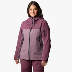 Kurtka narciarska damska Swedemount Lofoten 3L Shell Jacket wodoodporna. Czerwone kurtki snowboardowe damskie SWEDEMOUNT, l, bez wzorów, bez kaptura, narciarskie. Za 899.99 zł.