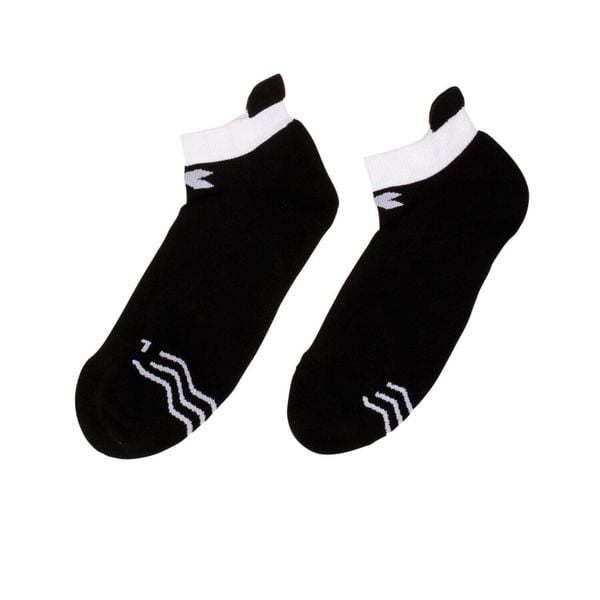 Skarpetki damskie DIADORA L. SOCKS. Czarne skarpety damskie Diadora, bez wzorów, z elastanu. Za 14.99 zł.