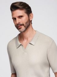 Koszulka męska polo bez guzików z otwartym kołnierzykiem jasnoszara V3 OM-POSS-0160 XXL. Szare koszulki polo męskie Ombre, m, bez wzorów, bez ramiączek. Za 60.50 zł.