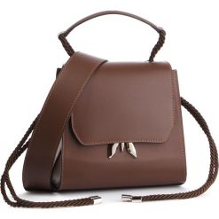 Torebka PATRIZIA PEPE - 2V8534/A4XR-F1WC Chocolate. Brązowe torebki do ręki damskie Patrizia Pepe, bez wzorów, ze skóry, klasyczne, bez dodatków. W wyprzedaży za 739.00 zł.