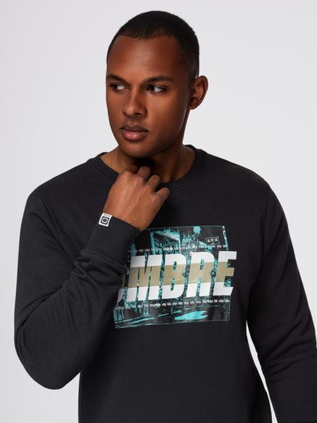 Męska bluza z nadrukiem zakładana przez głowę - czarna V3 - Rozmiar: S. Czarne bluzy męskie Ombre Clothing, m, bez wzorów, z bawełny, bez kaptura. W wyprzedaży za 49.99 zł.