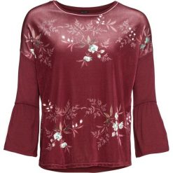 Shirt z aksamitem z nadrukiem bonprix czerwony rubinowy z nadrukiem. Bluzki damskie marki bonprix. Za 44.99 zł.