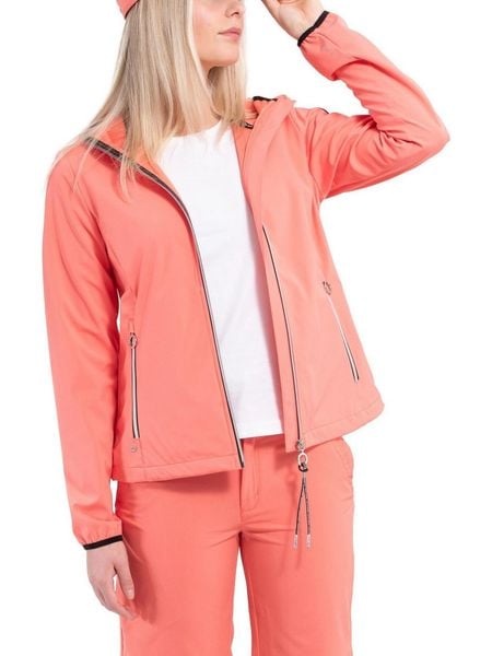 Kurtka Softshell Damska Luhta Innola. Czerwone kurtki damskie Luhta, m, bez wzorów, z materiału, bez kaptura, trekkingowe. Za 449.00 zł.