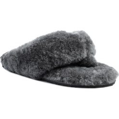 Kapcie EMU AUSTRALIA - Tova W10105 Charcoal. Szare kapcie damskie marki Emu Australia, ze skóry. Za 249.00 zł.