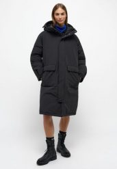 DAMSKA KURTKA ZIMOWA PIKOWANA MUSTANG Long Parka Moonless Night 1014581 4137. Brązowe parki damskie Mustang, na zimę, xs, bez wzorów, z bawełny, eleganckie, bez kaptura. W wyprzedaży za 219.99 zł.