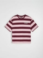 Bawełniana koszulka w paski z napisem - wielobarwny. T-shirty damskie Sinsay, l, bez wzorów, z bawełny, bez kołnierzyka. Za 25.99 zł.