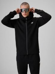 4F Bluza dresowa regular z kapturem męska - czarna M. Czarne bluzy męskie 4f, m, bez wzorów, z dresówki, z kapturem. Za 269.99 zł.