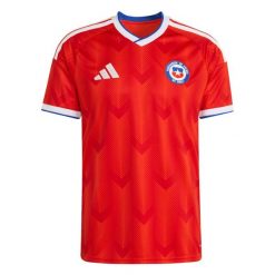 Koszulka podstawowa Chile 26. Czerwone koszulki sportowe męskie Adidas, bez wzorów, bez kołnierzyka, bez ramiączek, do piłki nożnej, climacool (adidas). Za 439.00 zł.