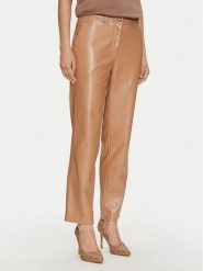 Guess Spodnie z imitacji skóry Lia W4YB18 WF8Q0 Beżowy Regular Fit. Brązowe spodnie materiałowe damskie Guess, s, z aplikacjami, ze skóry. Za 259.99 zł.