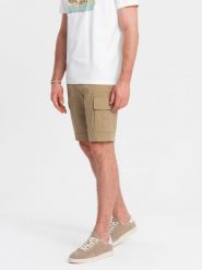 Jednokolorowe męskie szorty z kieszeniami cargo – piaskowe V1 OM-SRCG-0133 - XXL. Szorty męskie Ombre Clothing, na lato, l, z aplikacjami, z bawełny, wakacyjne. W wyprzedaży za 69.99 zł.