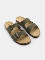 Klapki z regulowanymi paskami - khaki. Brązowe klapki męskie Sinsay. W wyprzedaży za 22.99 zł.