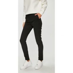 Morgan - Spodnie. Spodnie materiałowe damskie marki Morgan. W wyprzedaży za 229.90 zł.