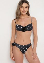 Czarne Bikini w Kropki Biustonosz i Majtki Figi z Kwiatowymi Aplikacjami Moritia. Czarne bikini damskie Born2be, na lato, z aplikacjami. Za 59.99 zł.