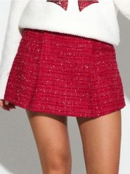 Spódnico-spodenki - czerwony. Czerwone szorty damskie Sinsay, l, bez wzorów. Za 49.99 zł.