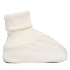 Niechodki Guess. Półbuty chłopięce Guess, z aplikacjami, bez zapięcia. Za 79.99 zł.