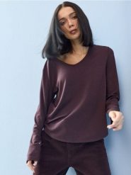 Koszulka z domieszką wiskozy - czerwony. Czerwone t-shirty damskie Sinsay, l, bez wzorów, z wiskozy, bez kołnierzyka. Za 35.99 zł.