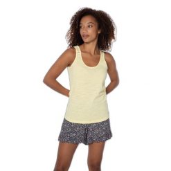 Damski tank top Protest Prtbeccles. Żółte koszulki sportowe damskie Protest, xs, bez wzorów, z koronki, bez kołnierzyka, bez ramiączek, rowerowe. W wyprzedaży za 89.90 zł.