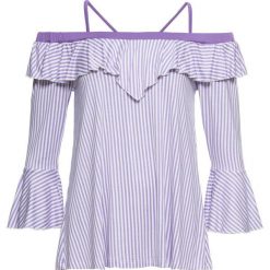 Shirt z falbanami bonprix biel wełny - bez w paski. Bluzki damskie bonprix. Za 59.99 zł.