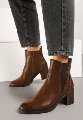 Brązowe Botki na Obcasie w Stylu Sztybletów Ozdobione Piorunem Alzinna. Brązowe botki damskie Born2be, z jeansu, eleganckie, bez obcasa, na obcasie, bez zapięcia. Za 139.99 zł.
