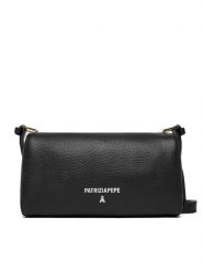 Patrizia Pepe Torebka 8B0255/L001-K103 Czarny. Czarne listonoszki damskie Patrizia Pepe, bez wzorów, ze skóry, bez dodatków. Za 1,059.00 zł.